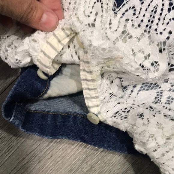 CAbi Dakota Denim Jacket w/ Detachable Lace Trim - Picture 8 of 11